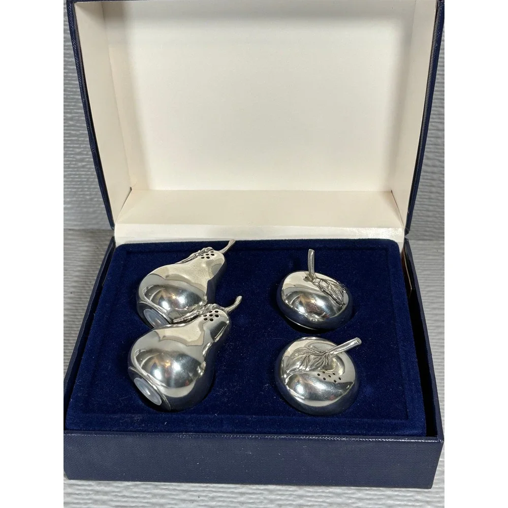 Kirk Stieff Pewter Salt and Pepper Shakers Set‎ Apple Pear 4pc Vintage with Box